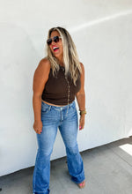 Load image into Gallery viewer, ROMI MEDIUM WASH TUMMY CONTROL JEANS