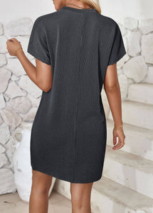 Girl’s Day short-sleeved T-shirt dress